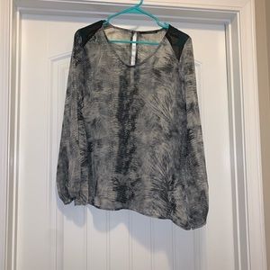 Long sleeve blouse